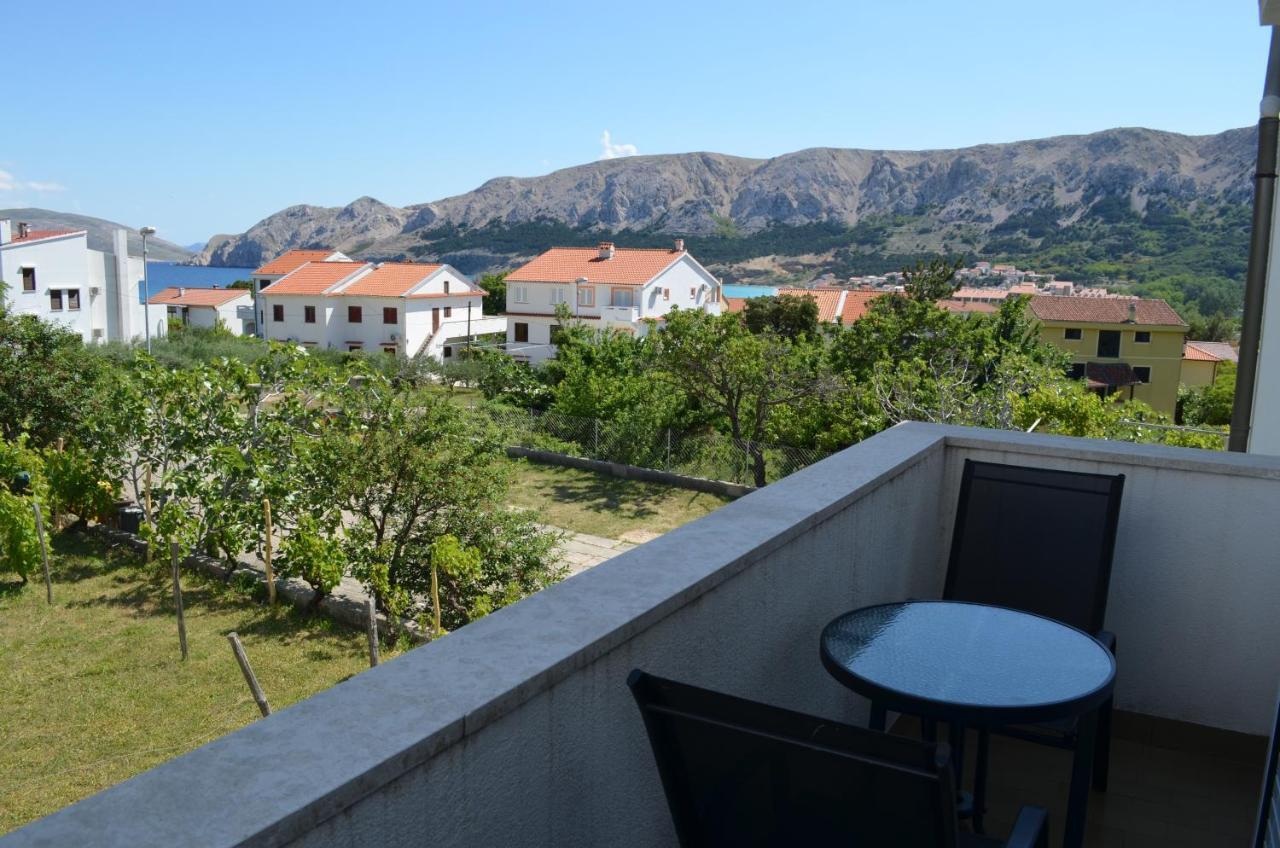 Apartments Aneva Baška Eksteriør bilde