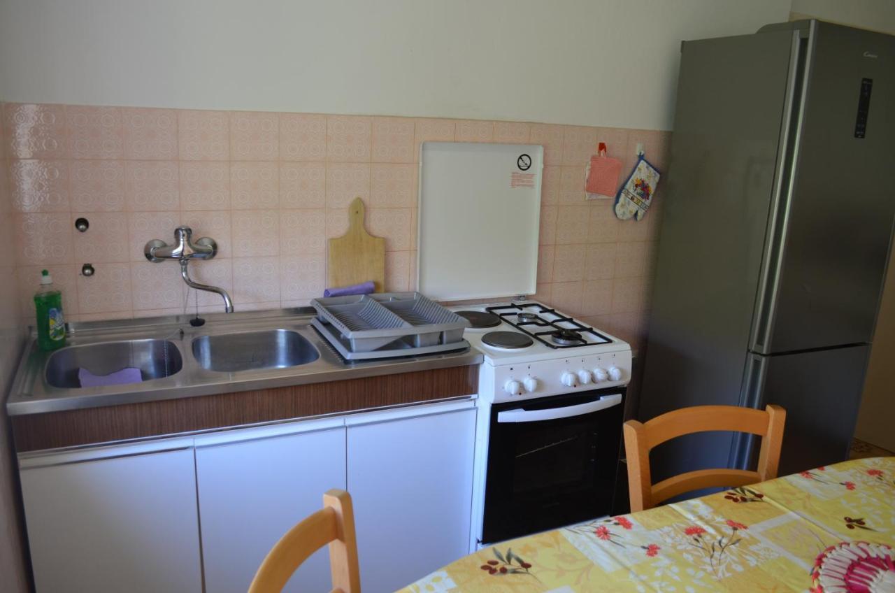 Apartments Aneva Baška Eksteriør bilde