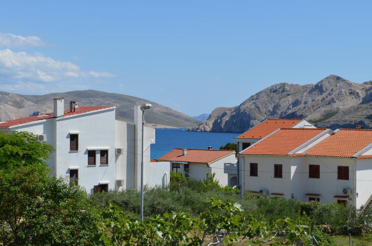 Apartments Aneva Baška Eksteriør bilde