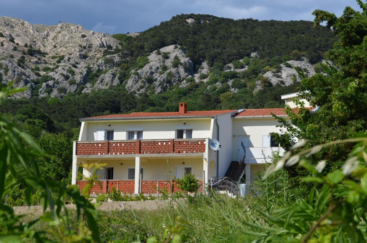 Apartments Aneva Baška Eksteriør bilde